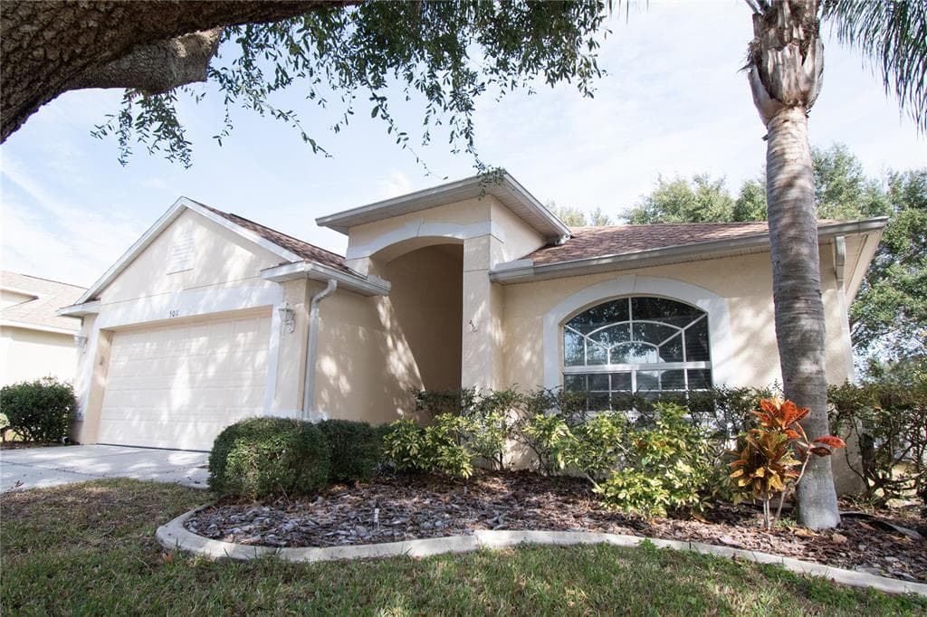 5011 GLENBURNE DRIVE