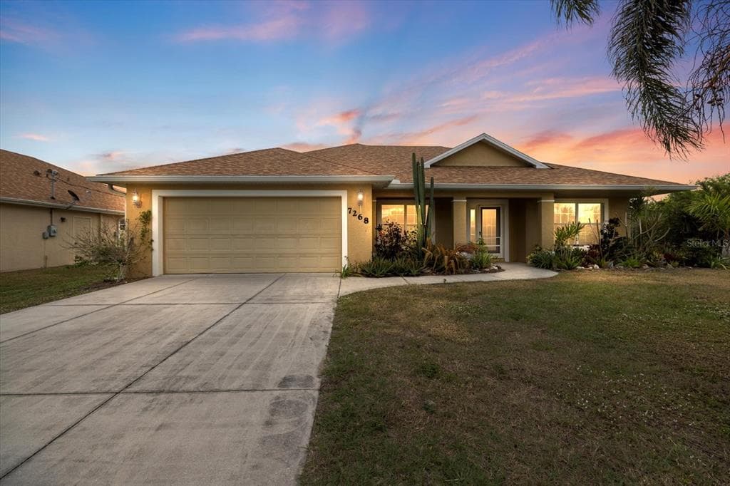 7268 FINNEGAN STREET PORT CHARLOTTE, FL 33981