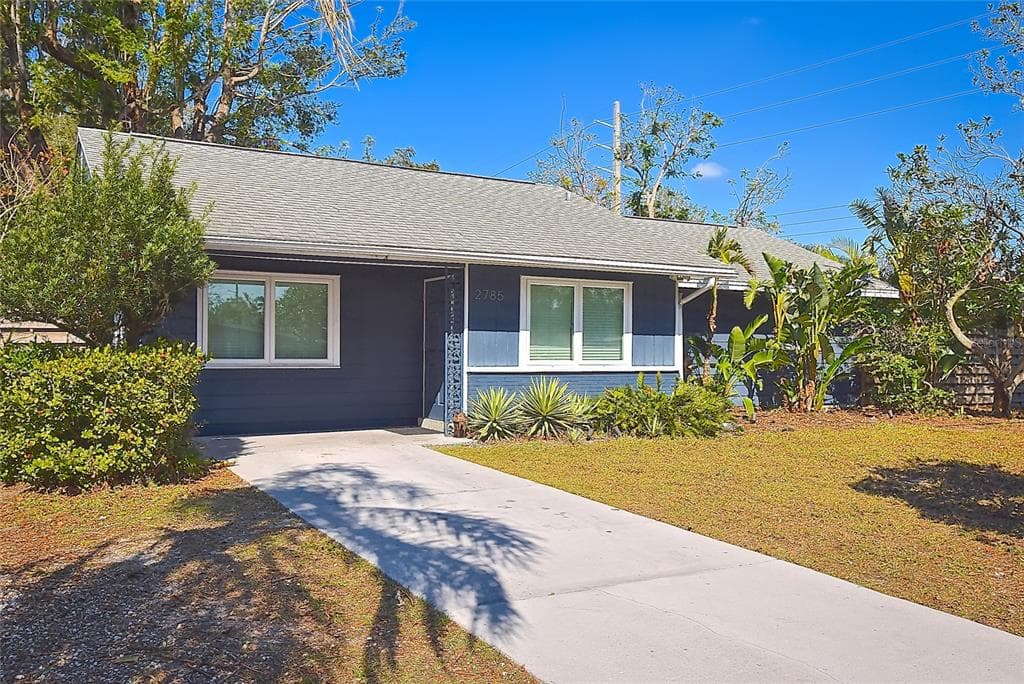 2785 SYDELLE STREET SARASOTA, FL 34237