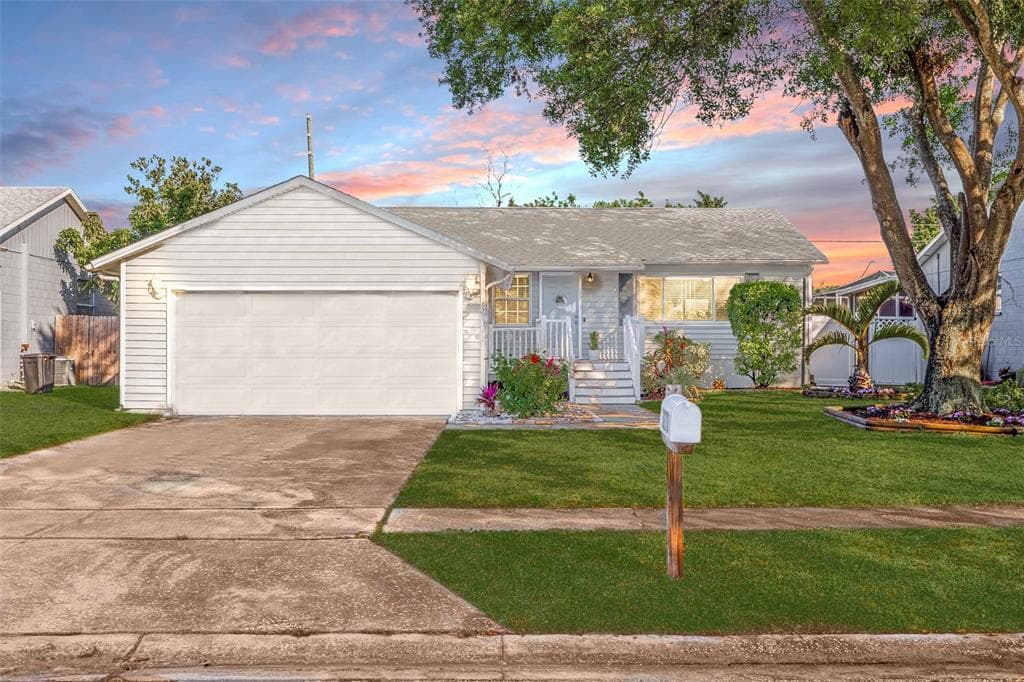 6273 FALLINGLEAF COURT N PINELLAS PARK, FL 33782