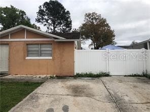 8509 WAYLAND COURT TAMPA, FL 33634