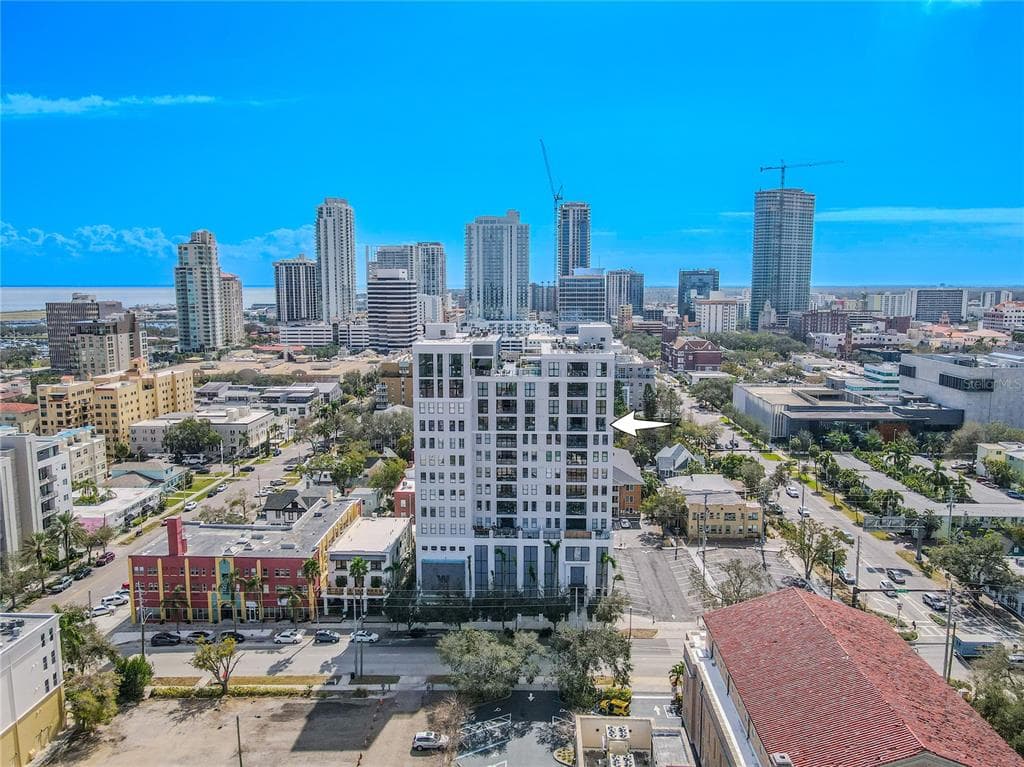 226 5TH AVENUE N UNIT 1101 ST PETERSBURG, FL 33701