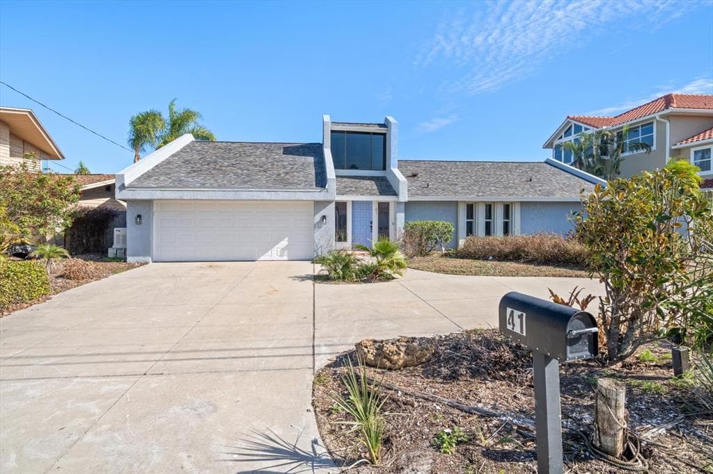 41 WINDWARD ISLAND