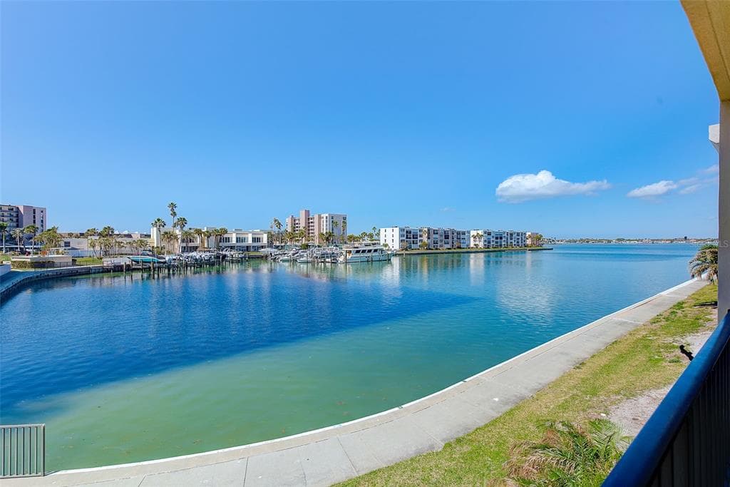 7420 BAY ISLAND DRIVE S UNIT 281 SOUTH PASADENA, FL 33707