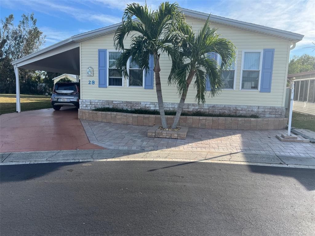 11300 124TH AVENUE UNIT 28 LARGO, FL 33778