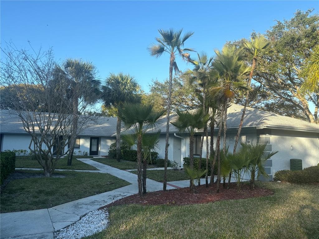 2765 COUNTRYSIDE BOULEVARD UNIT 106 CLEARWATER, FL 33761