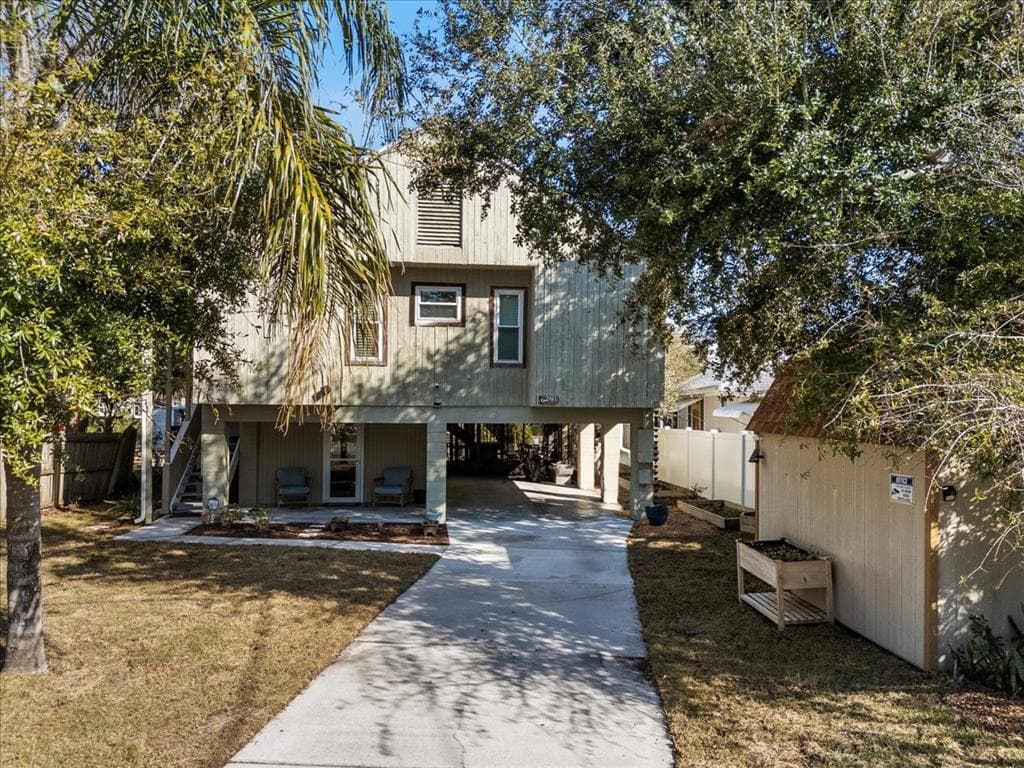 6291 SEBRING STREET WEEKI WACHEE, FL 34607