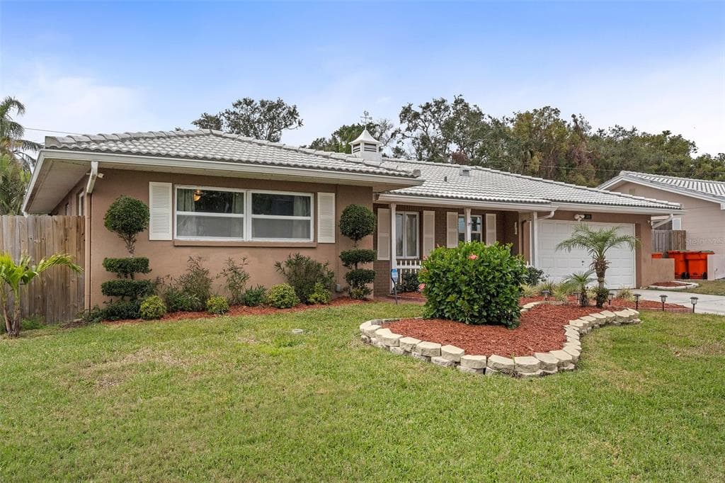 5676 WILLIAMS BOULEVARD SEMINOLE, FL 33772