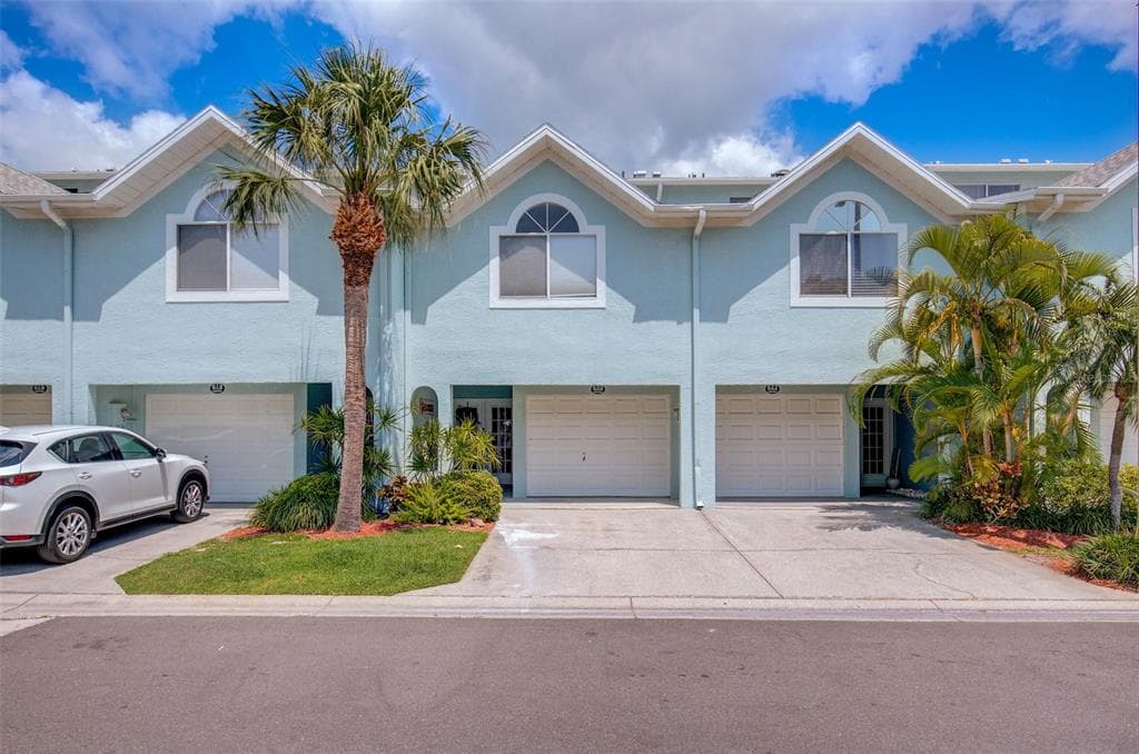 620 GARLAND CIRCLE INDIAN ROCKS BEACH, FL 33785