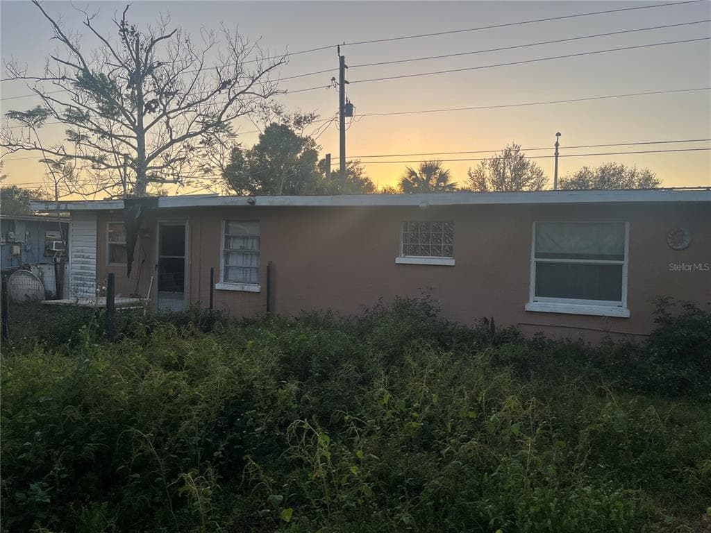 5319 HONORE AVENUE SARASOTA, FL 34233