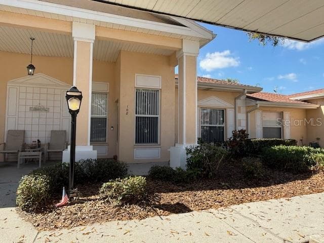 108 KNOLLPOINT DRIVE SUN CITY CENTER, FL 33573