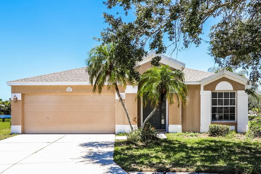 4543 CABBAGE KEY TERRACE BRADENTON, FL 34203