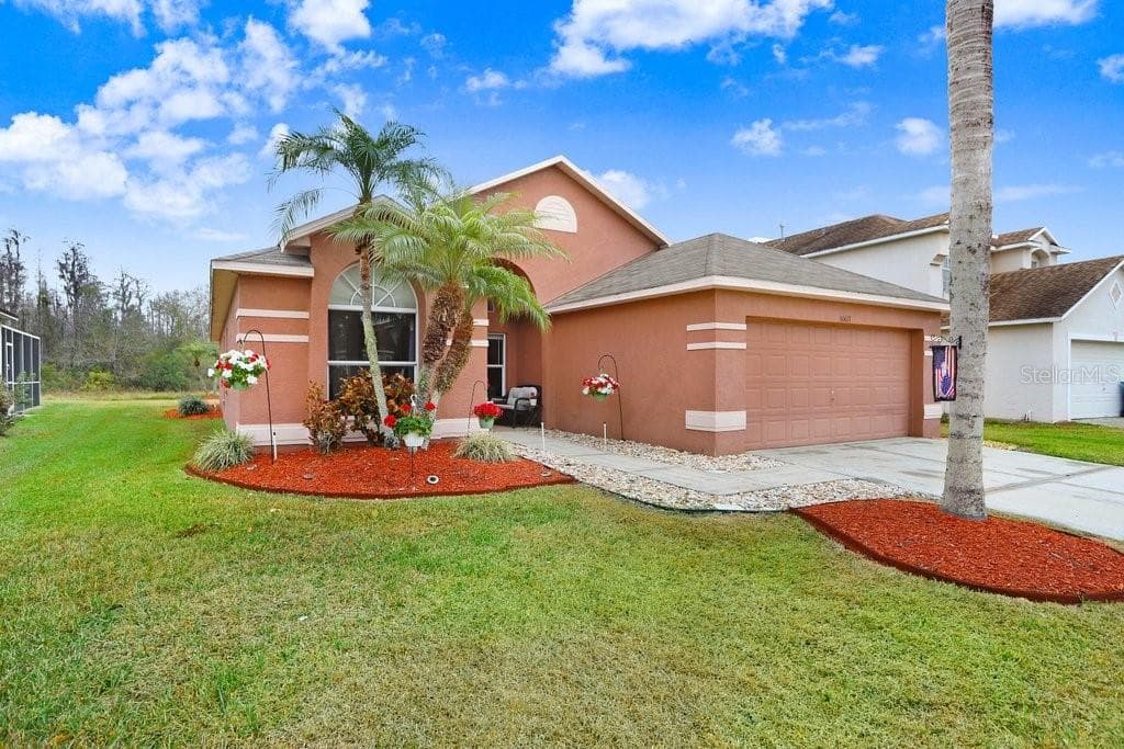 30617 TREMONT DRIVE WESLEY CHAPEL, FL 33543