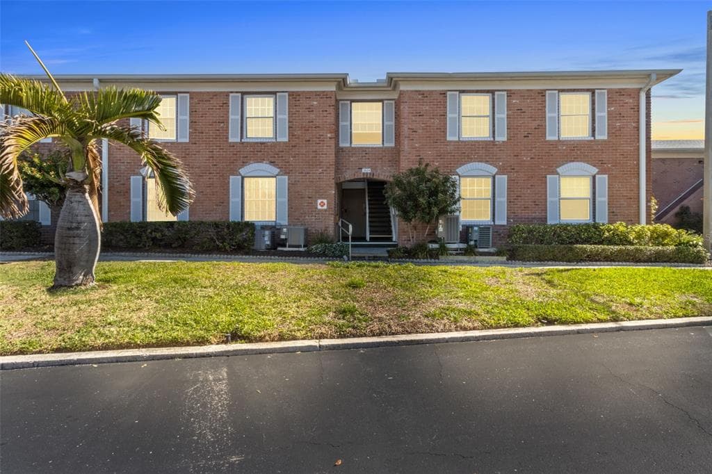 3824 37TH STREET S UNIT 65 ST PETERSBURG, FL 33711