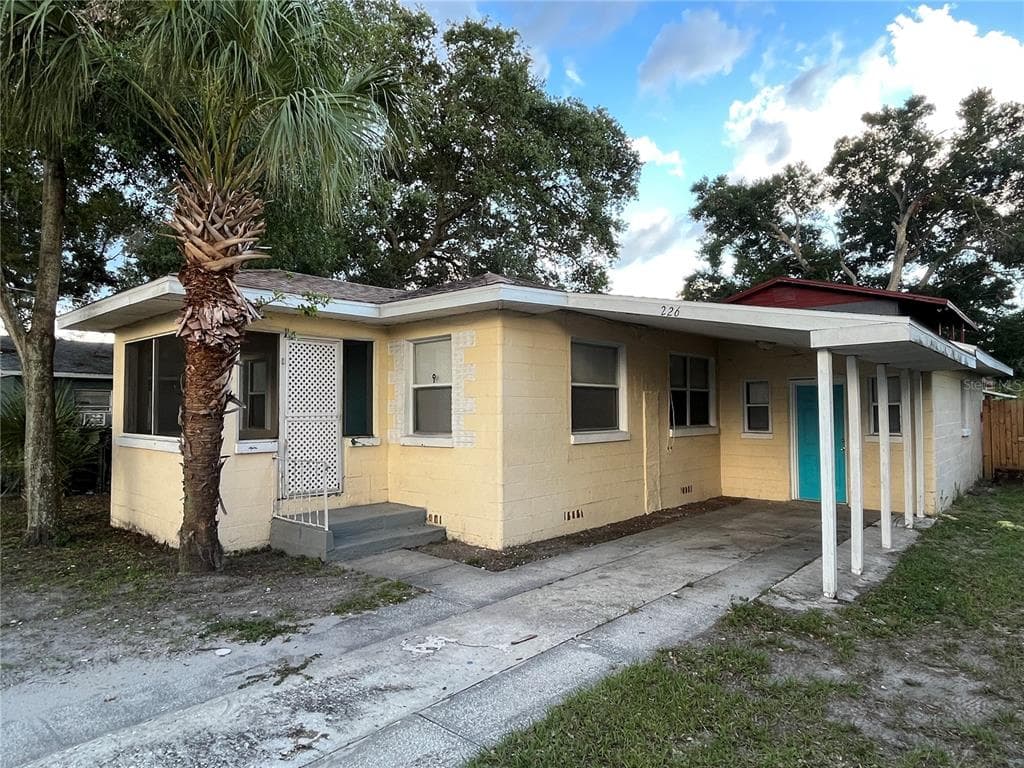226 AVENUE Q NW WINTER HAVEN, FL 33881