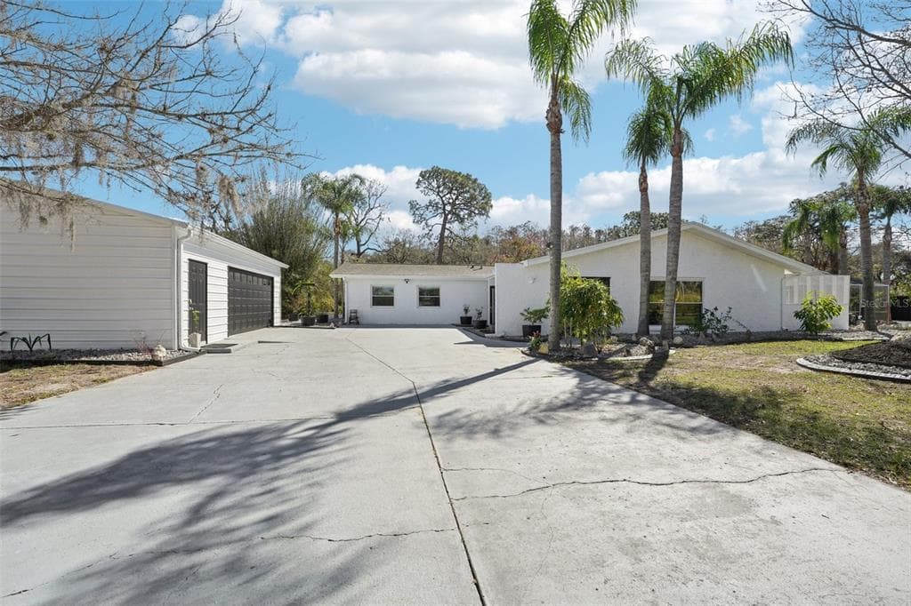 8376 SYCAMORE DRIVE NEW PORT RICHEY, FL 34654