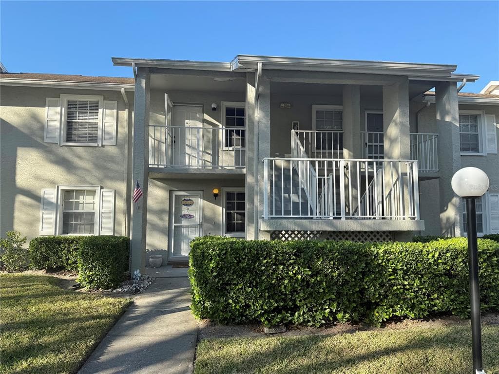 1390 OAK HILL DRIVE UNIT 203 DUNEDIN, FL 34698