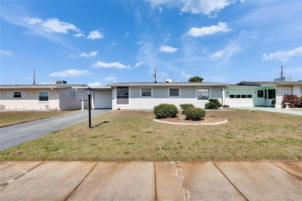 1531 COUNCIL DRIVE SUN CITY CENTER, FL 33573