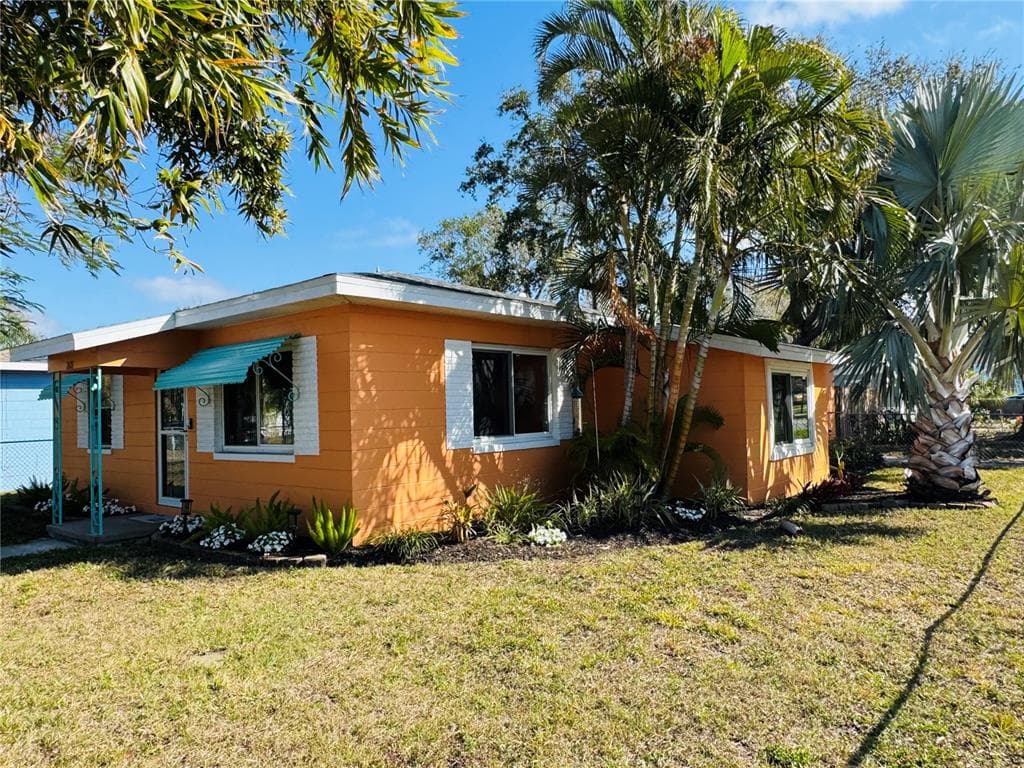 1818 53RD STREET S GULFPORT, FL 33707