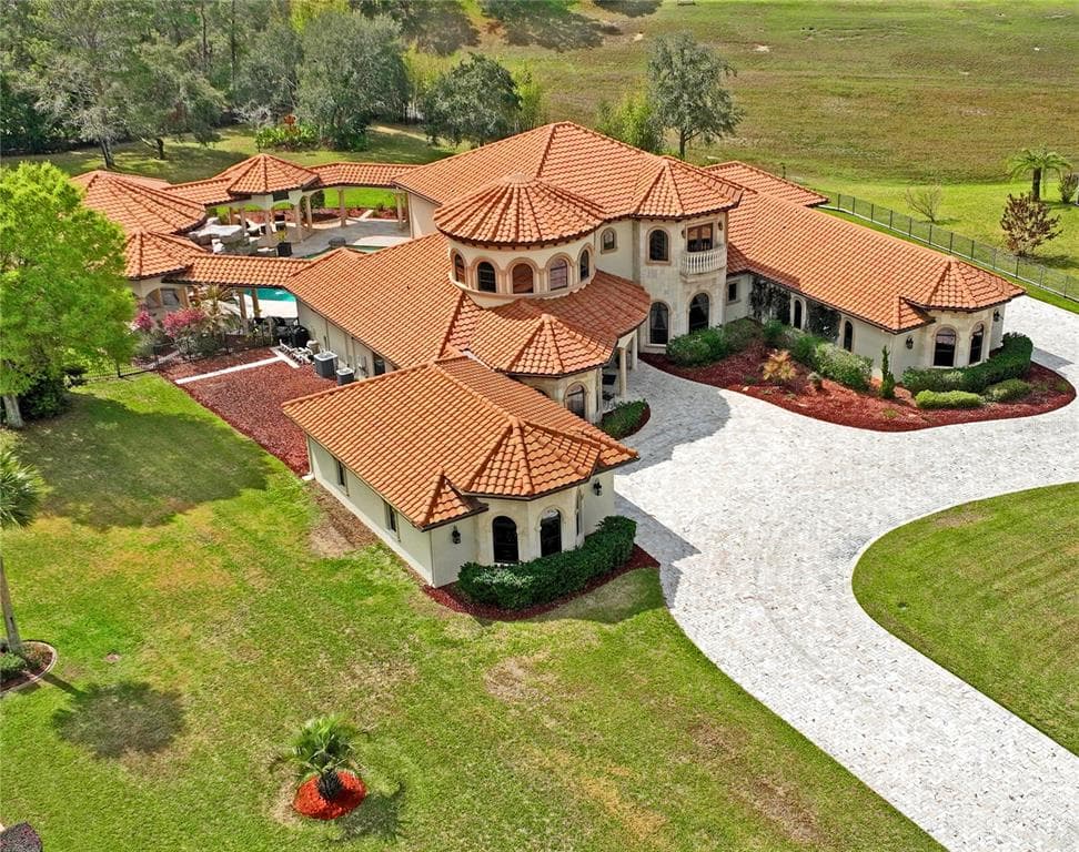 11158 WARM WIND WAY
