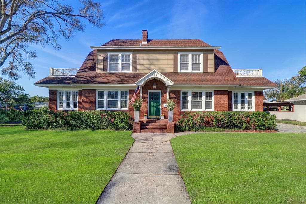 302 49TH STREET N ST PETERSBURG, FL 33710