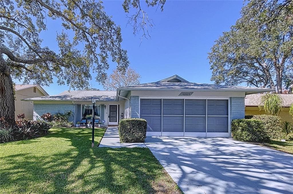 10525 MIRA VISTA DRIVE PORT RICHEY, FL 34668