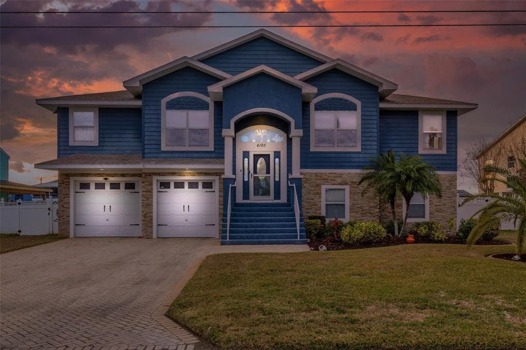 4195 DES PREZ COURT HERNANDO BEACH, FL 34607