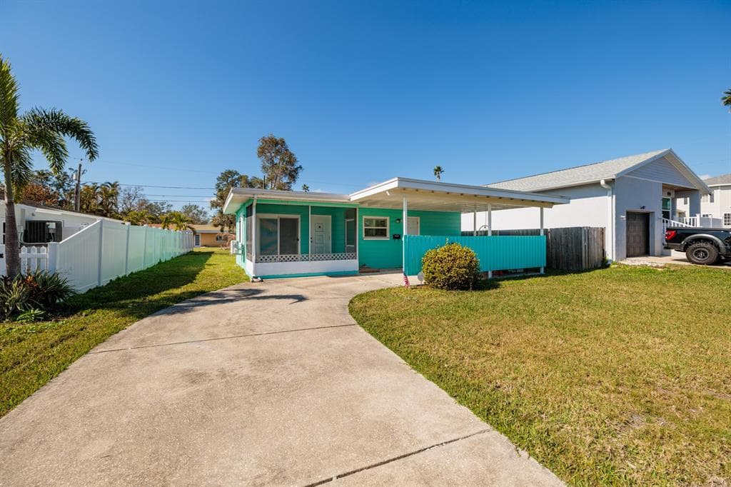 3774 ARKANSAS AVENUE NE ST PETERSBURG, FL 33703