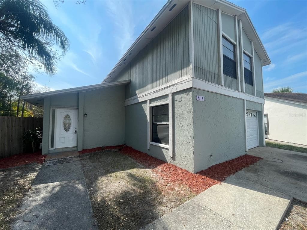 5112 BONNEDALE COURT TAMPA, FL 33624