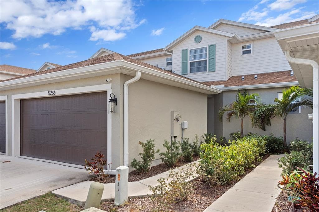 5286 NEIL DRIVE ST PETERSBURG, FL 33714