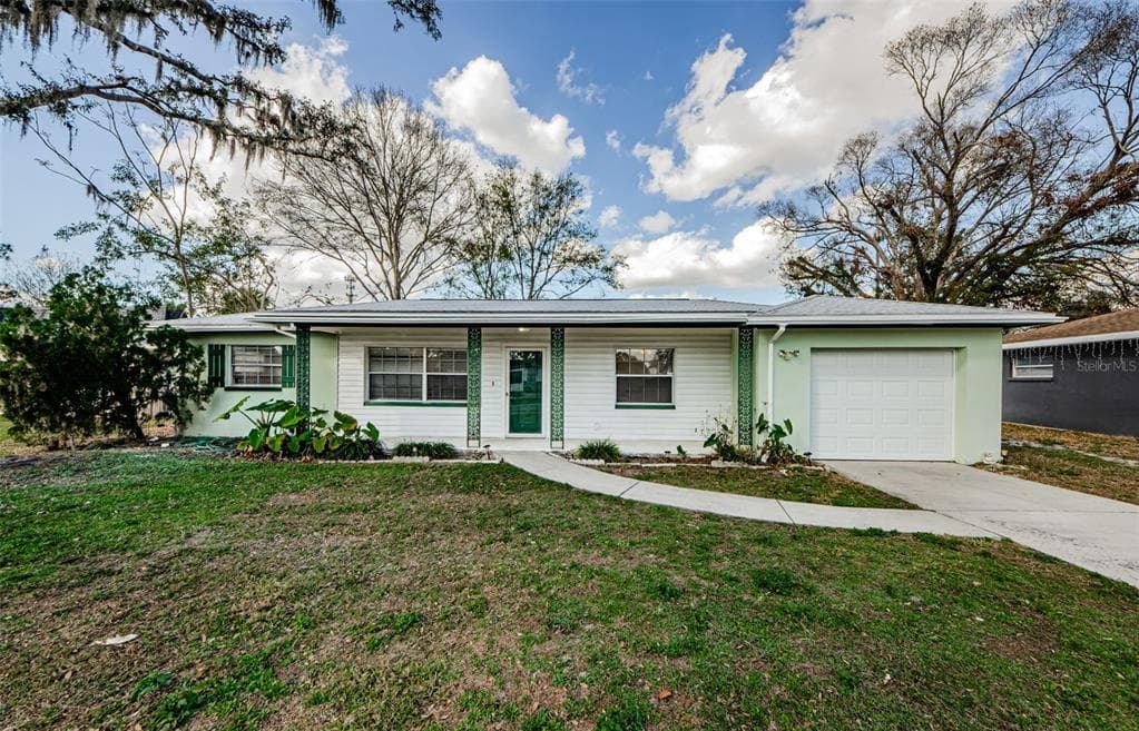 1004 HALLWOOD LOOP BRANDON, FL 33511