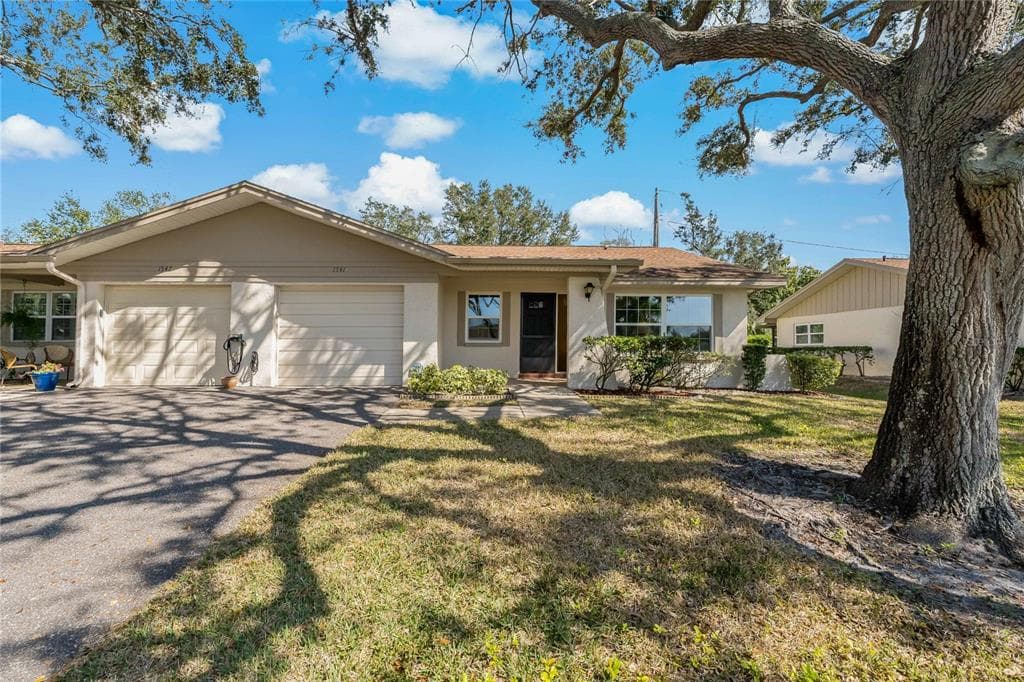 1541 HEATHER RIDGE BOULEVARD UNIT 1541 DUNEDIN, FL 34698