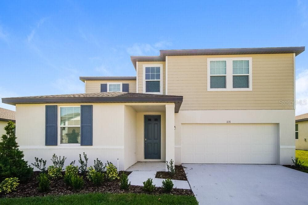 1131 OAK VALLEY DRIVE AUBURNDALE, FL 33823