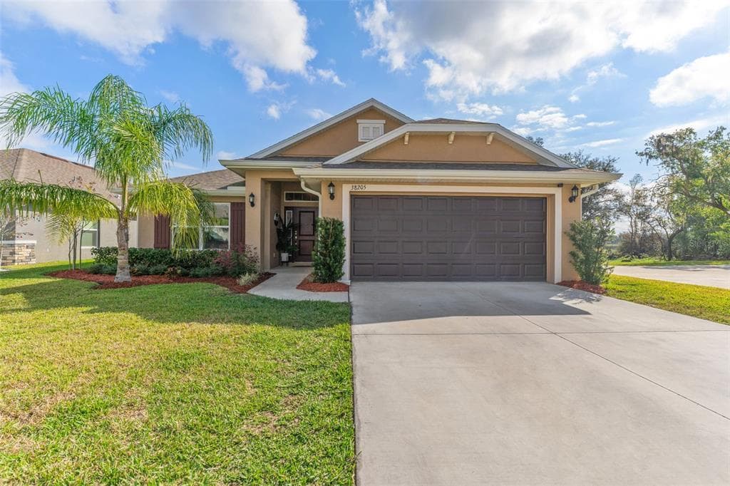 38205 COUNTRYSIDE PLACE DADE CITY, FL 33525