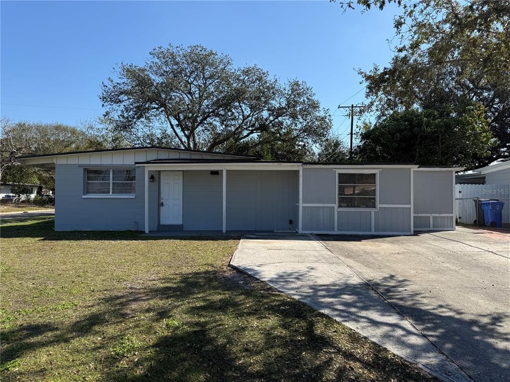 7901 RIDEIN ROAD TAMPA, FL 33619