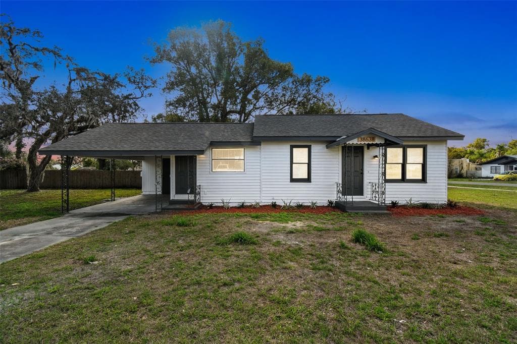 38638 2ND AVENUE ZEPHYRHILLS, FL 33542