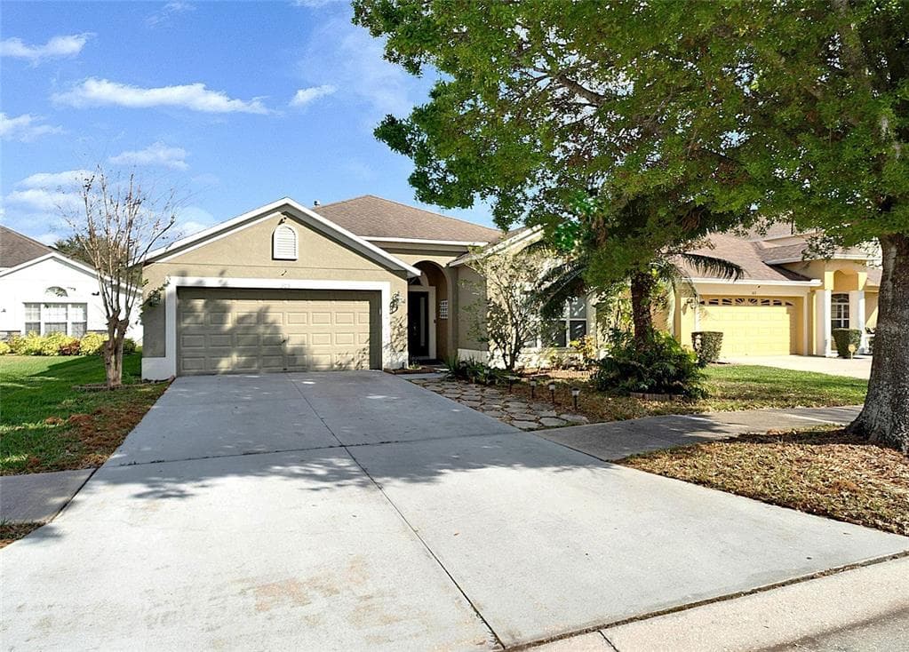 305 TAXTER RUN LANE VALRICO, FL 33594