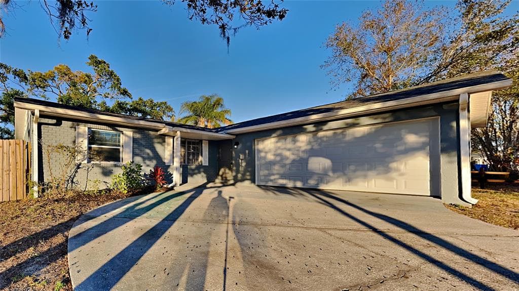 1109 ESTATEWOOD DRIVE BRANDON, FL 33510