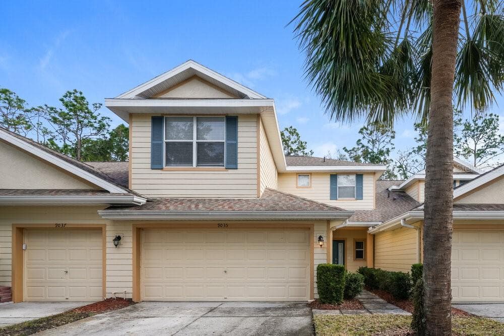 9035 IRON OAK AVENUE TAMPA, FL 33647