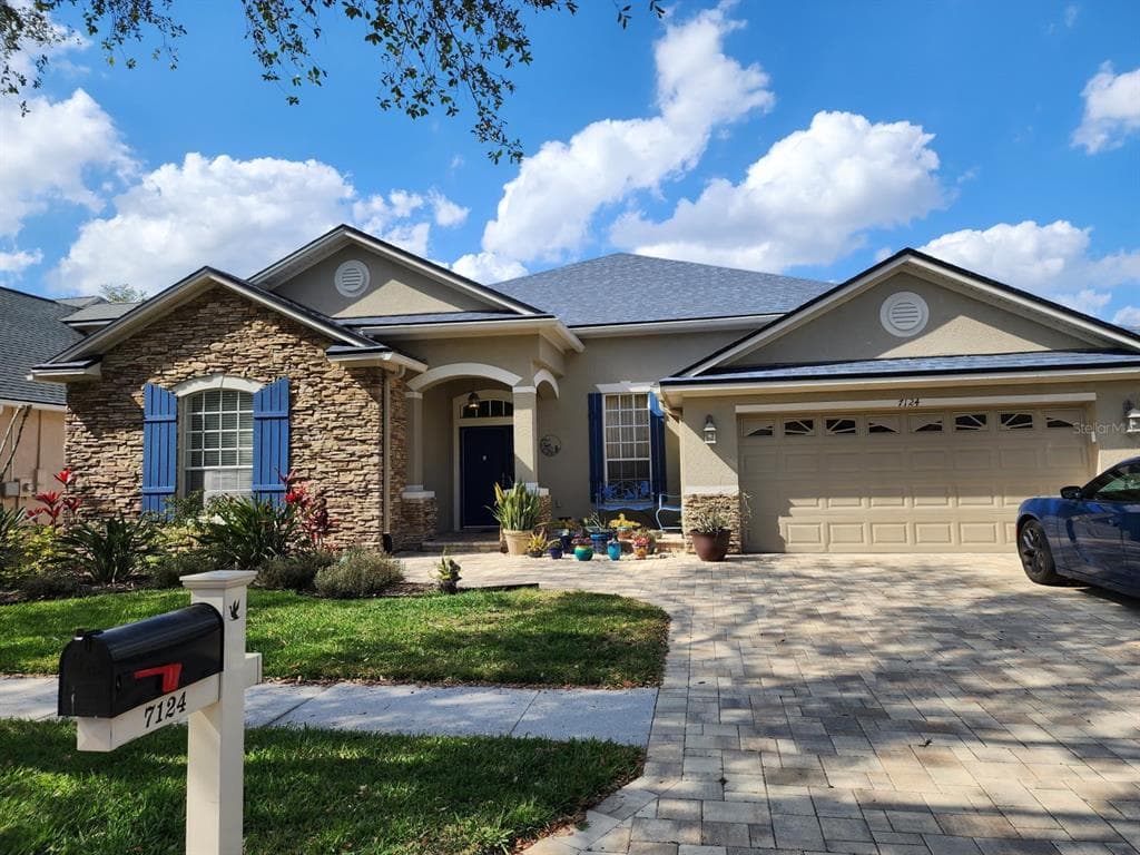 7124 DERWENT GLEN CIRCLE LAND O LAKES, FL 34637