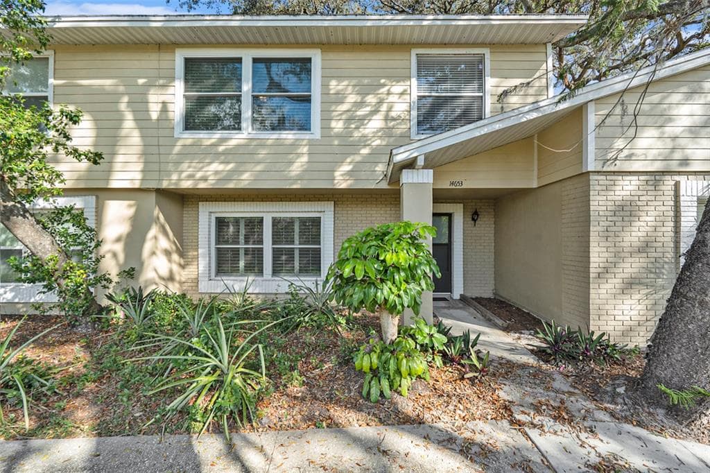 14653 PINE GLEN CIRCLE LUTZ, FL 33559