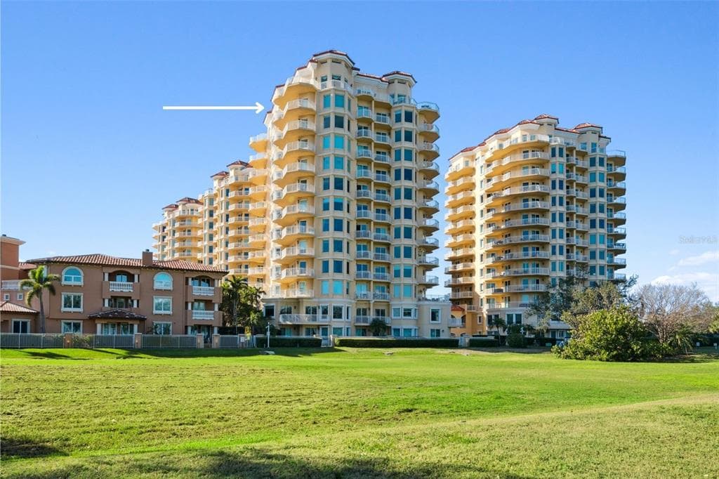 555 5TH AVENUE NE UNIT 1243