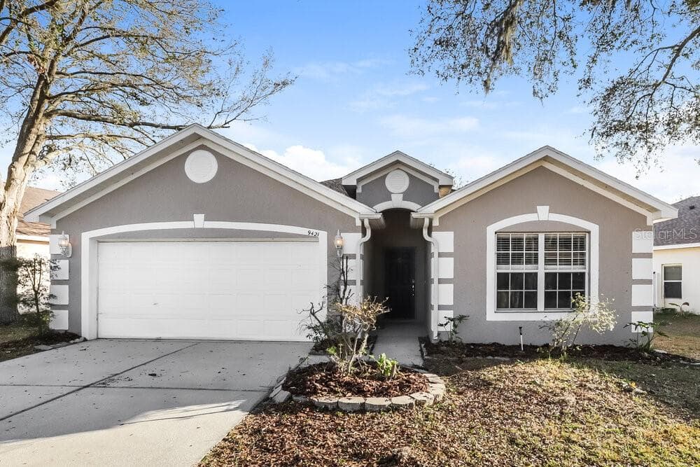 9421 CYPRESS HARBOR DRIVE GIBSONTON, FL 33534
