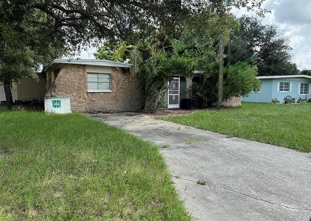 5507 FOREST HILLS DRIVE HOLIDAY, FL 34690