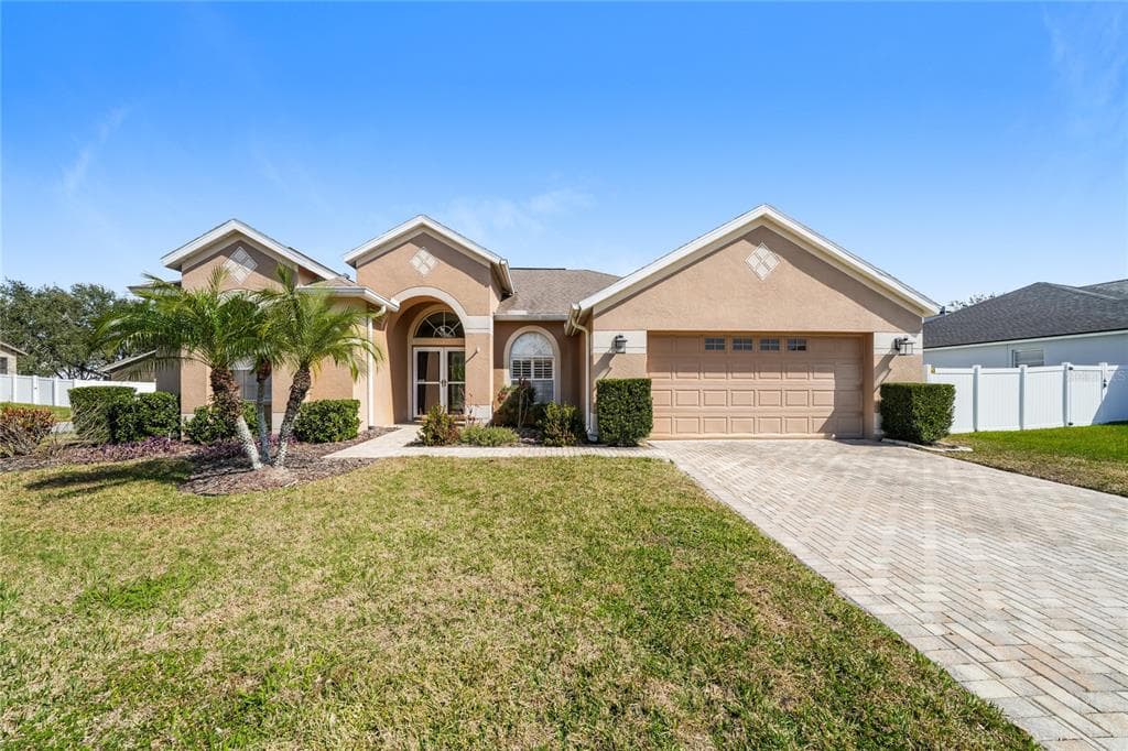 7901 ROUNDELAY DRIVE NEW PORT RICHEY, FL 34654
