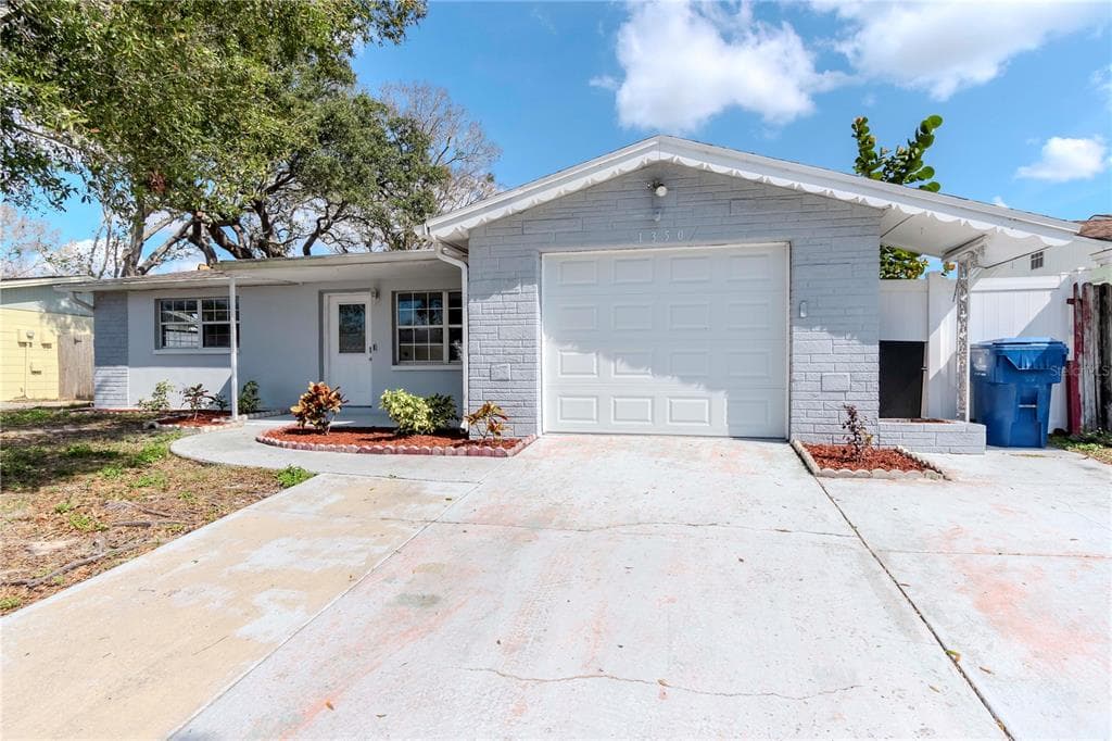 1350 BRIXTON LANE HOLIDAY, FL 34691