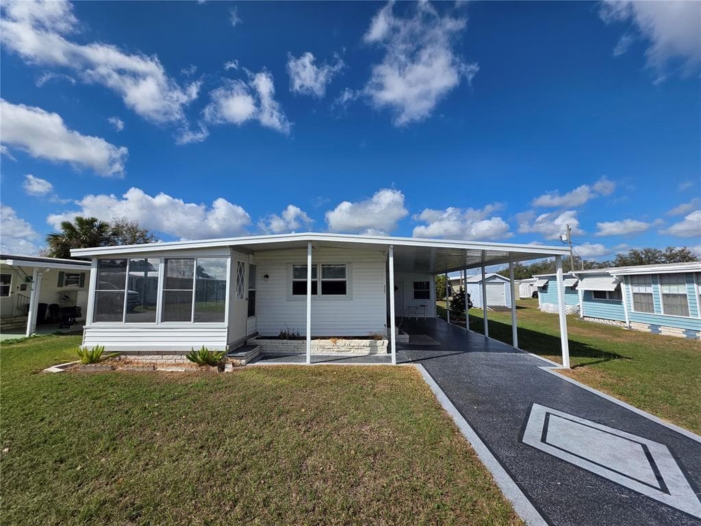 5403 JO STREET ZEPHYRHILLS, FL 33542