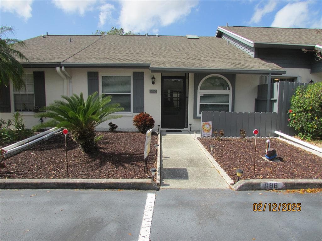 586 RODEO DRIVE LARGO, FL 33771
