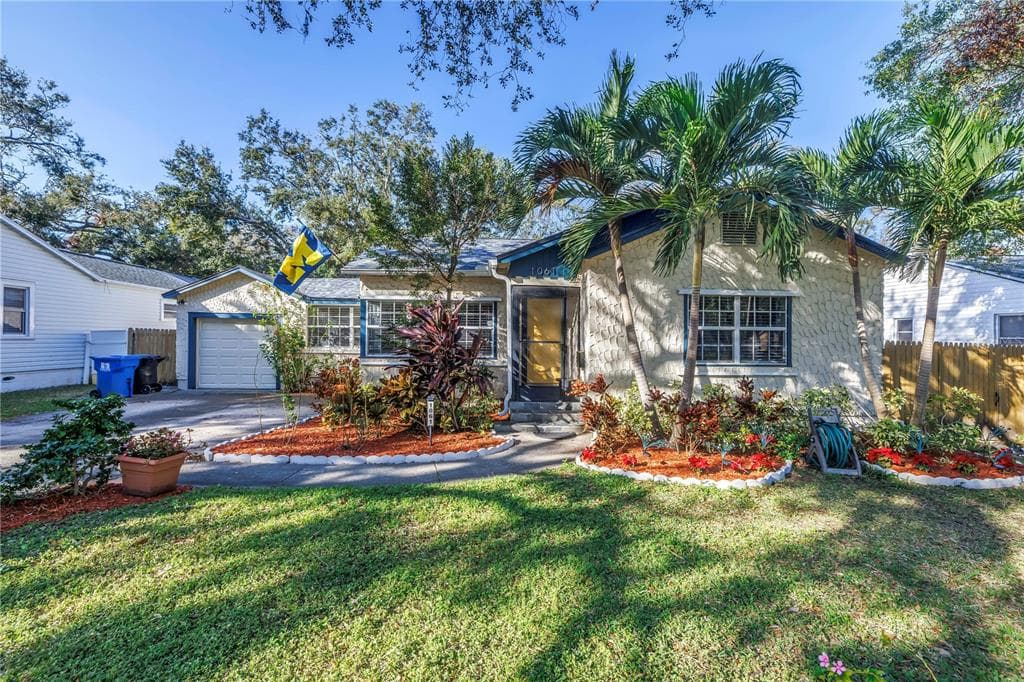 1061 45TH AVENUE N ST PETERSBURG, FL 33703