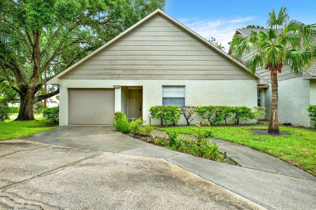 3433 ROCHELLE COURT CLEARWATER, FL 33761